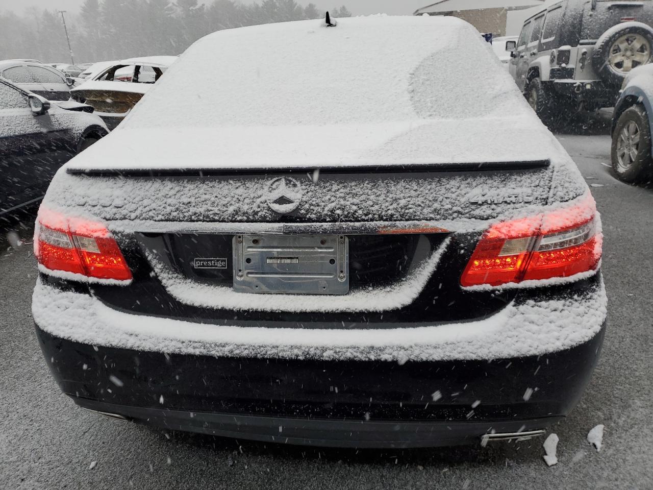2012 Mercedes-Benz E-klasse VIN WDDHF8JB2CA635239 Copart auction photo, front end / minor dent/scratches damage thumbnail 6