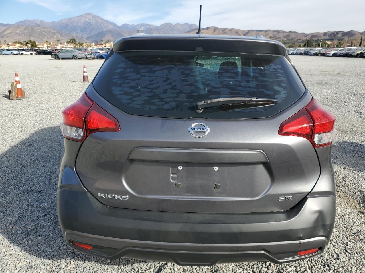 2019 Nissan Kicks VIN 3N1CP5CU1KL479591 Copart auction photo, front end / side damage thumbnail 6