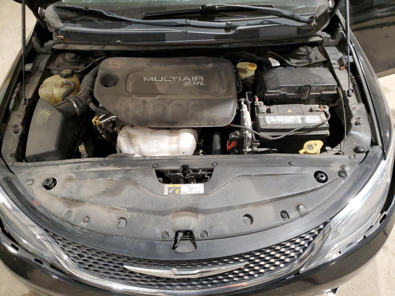 2015 Chrysler 200 VIN 1C3CCCAB7FN502560 Copart auction photo, front end / side damage thumbnail 11