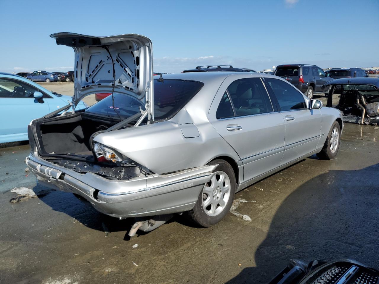 2000 Mercedes-Benz S-klasse VIN WDBNG75J4YA036547 Copart auction photo, rear end damage thumbnail 3