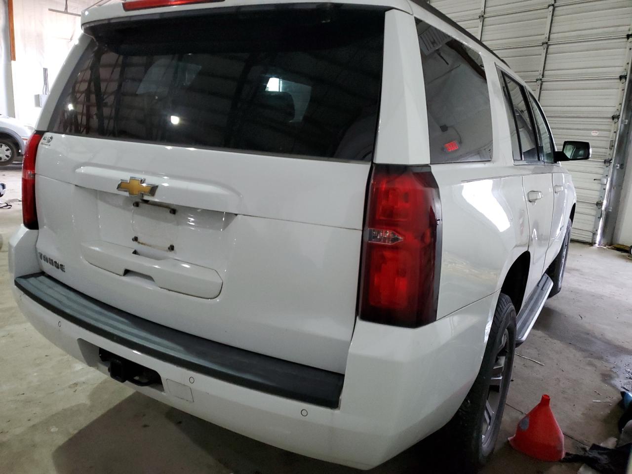 2018 Chevrolet Tahoe VIN 1GNSCAKC3JR328420 Copart auction photo, mechanical / front end damage thumbnail 3