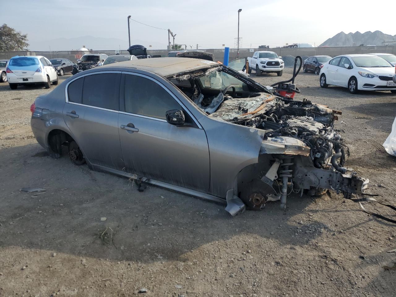 2009 Infiniti G VIN JNKCV61E29M302048 Copart auction photo, burn damage thumbnail 4