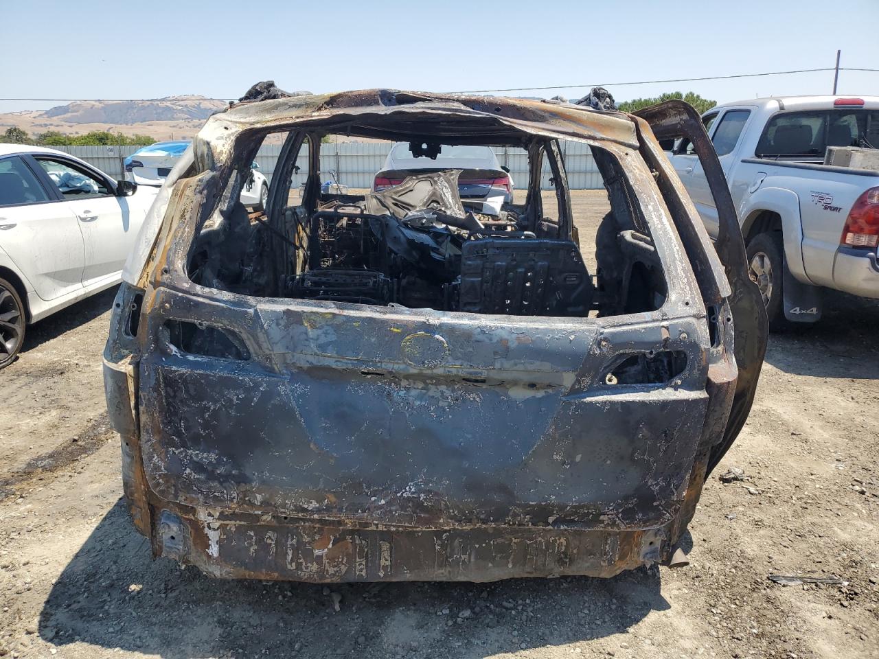2007 Toyota Sienna VIN 5TDZK23C37S096233 Copart auction photo, burn - interior damage thumbnail 6