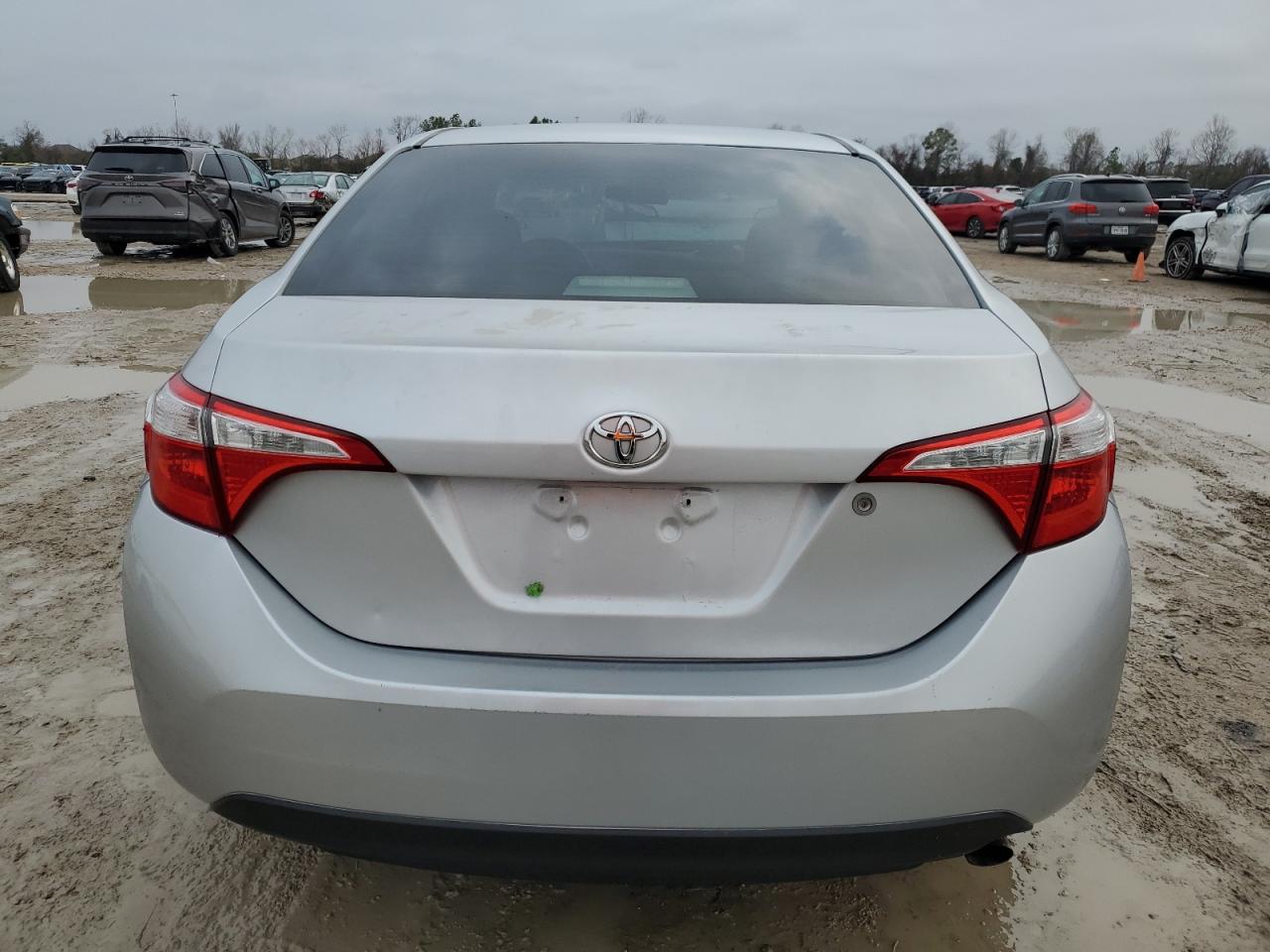 2016 Toyota Corolla VIN 5YFBURHEXGP543406 Copart auction photo, front end damage thumbnail 6
