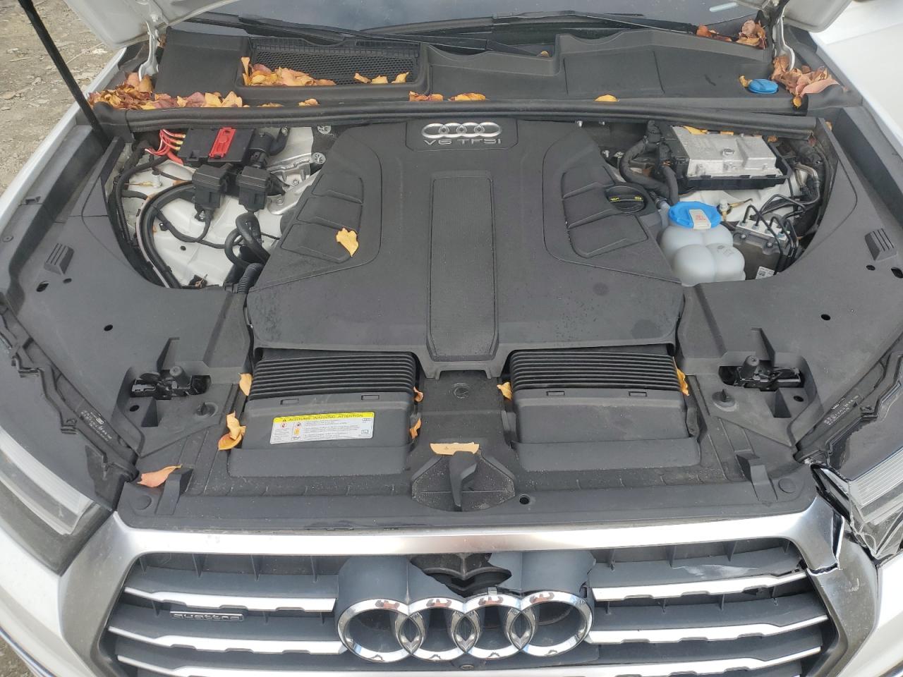 2017 Audi Q7 VIN WA1LAAF70HD013656 Copart auction photo, front end damage thumbnail 12