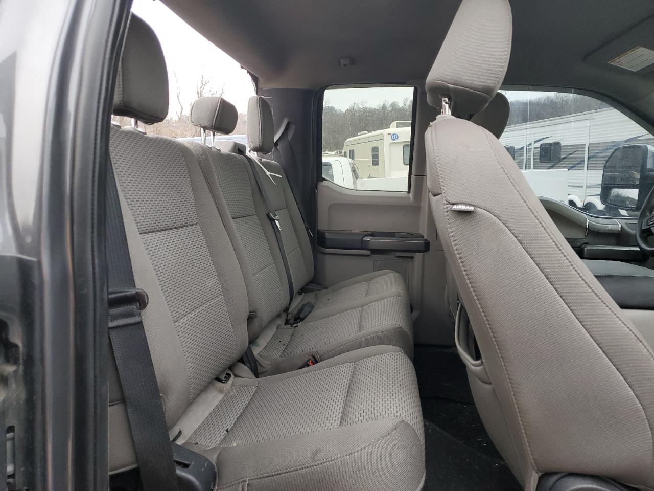 2021 Ford F350 VIN 1FT8X3BN0MEE05518 Copart auction photo, front end / top/roof damage thumbnail 11