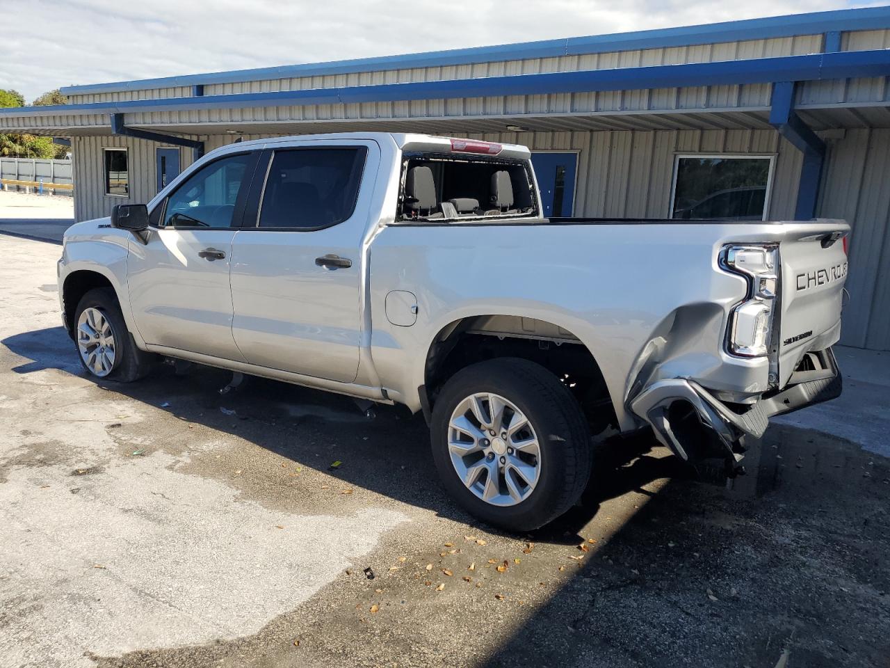 2021 Chevrolet Silverado VIN 3GCPWBEK6MG190570 Copart auction photo, rear end damage thumbnail 2