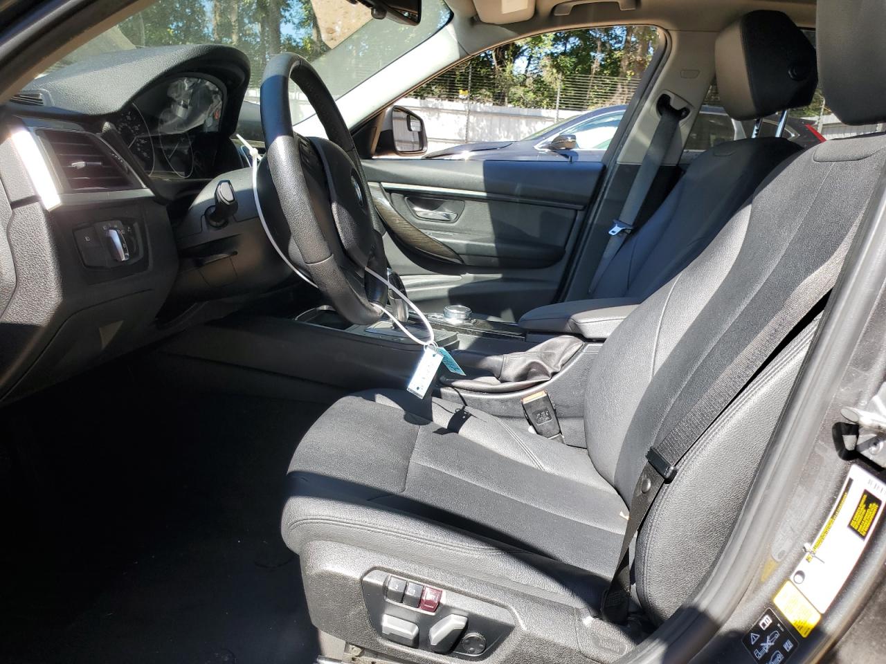2018 BMW 3er VIN WBA8A3C54JA358624 Copart auction photo, front end damage thumbnail 7