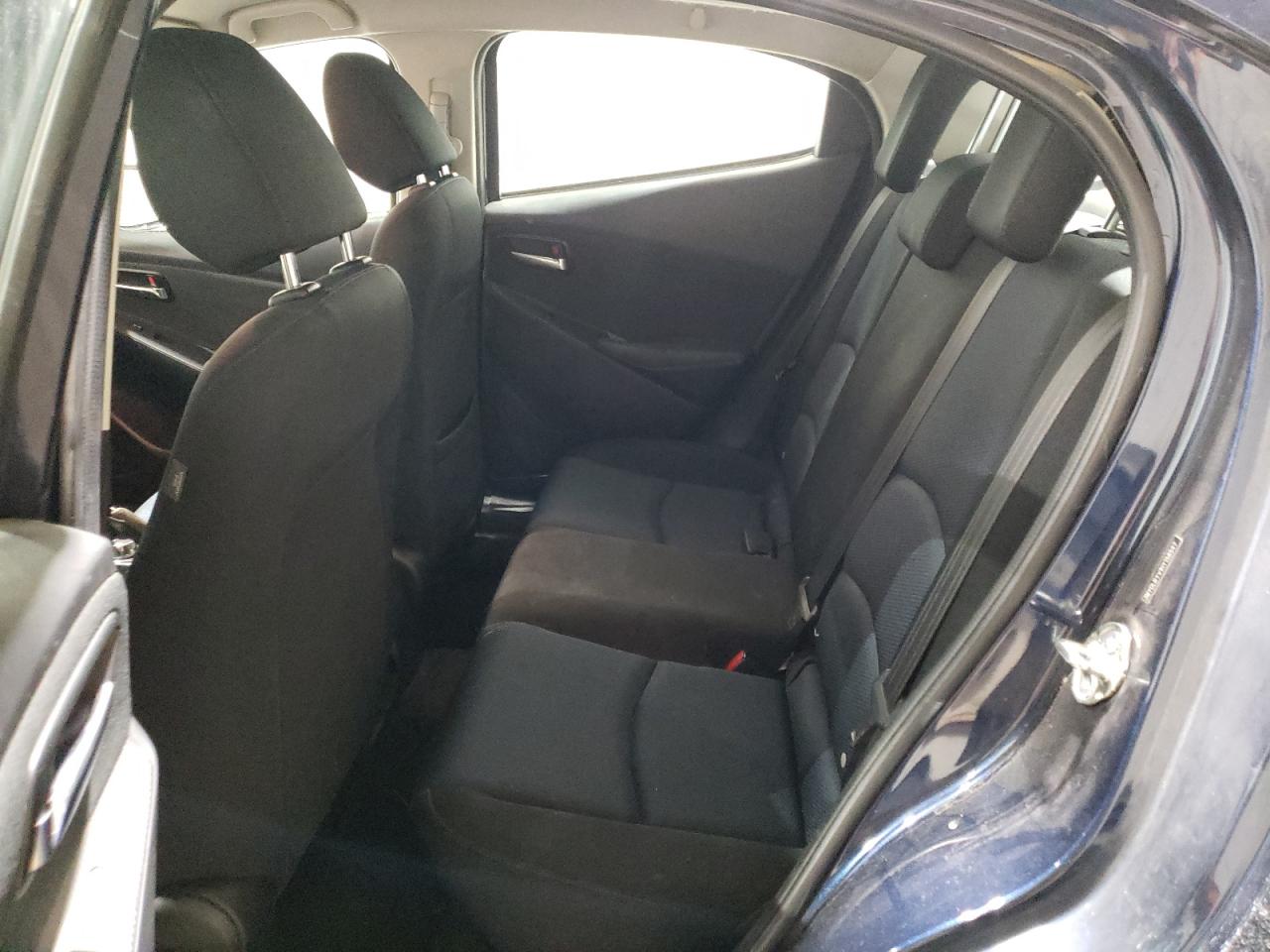 2017 Toyota Yaris VIN 3MYDLBYV1HY158547 Copart auction photo, rear end / side damage thumbnail 10