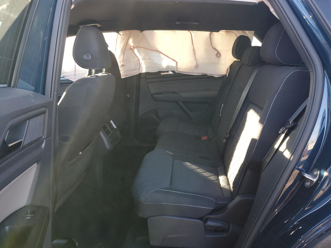 2021 Volkswagen Atlas VIN 1V2GC2CA7MC203640 Copart auction photo, side / front end damage thumbnail 11