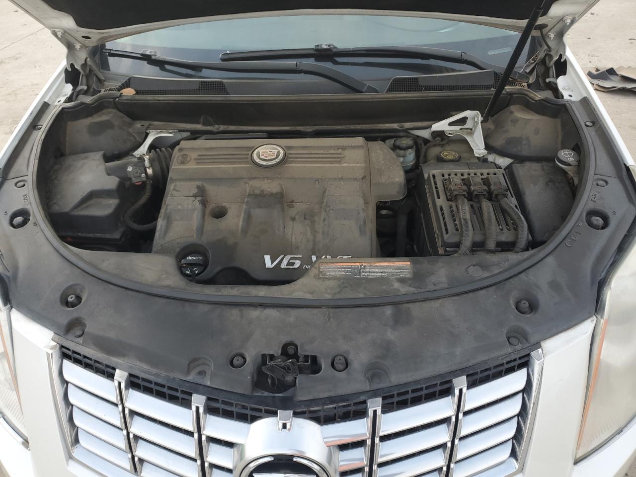 2015 Cadillac SRX VIN 3GYFNBE35FS613060 Copart auction photo, all over damage thumbnail 11