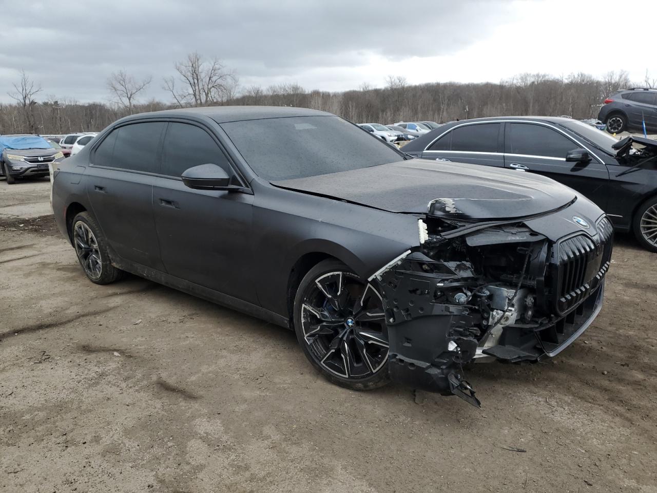 2024 BMW 7er VIN WBA33EJ08RCR61308 Copart auction photo, front end / minor dent/scratches damage thumbnail 4