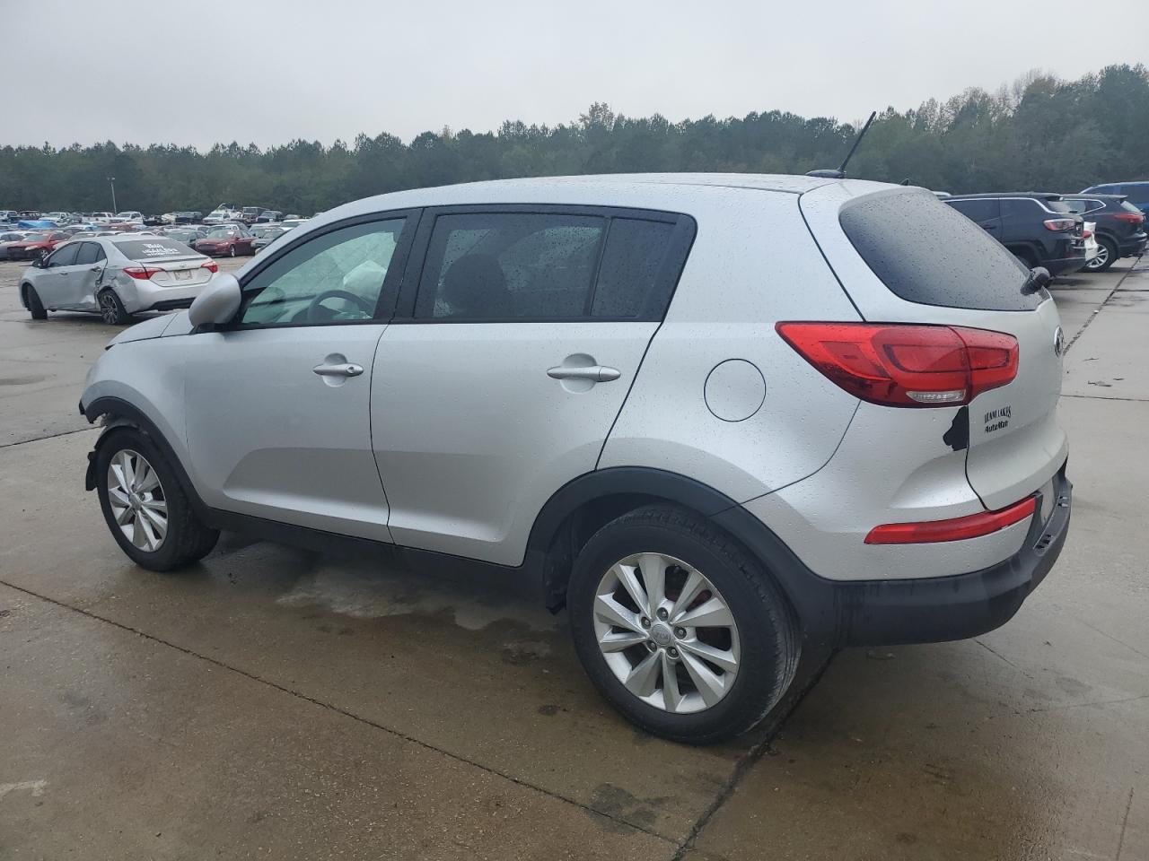 2016 KIA Sportage VIN KNDPB3AC4G7850119 Copart auction photo, front end damage thumbnail 2