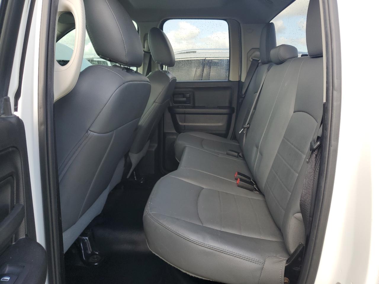 2019 RAM 1500 VIN 1C6RR6FT4KS585956 Copart auction photo, water/flood damage thumbnail 10