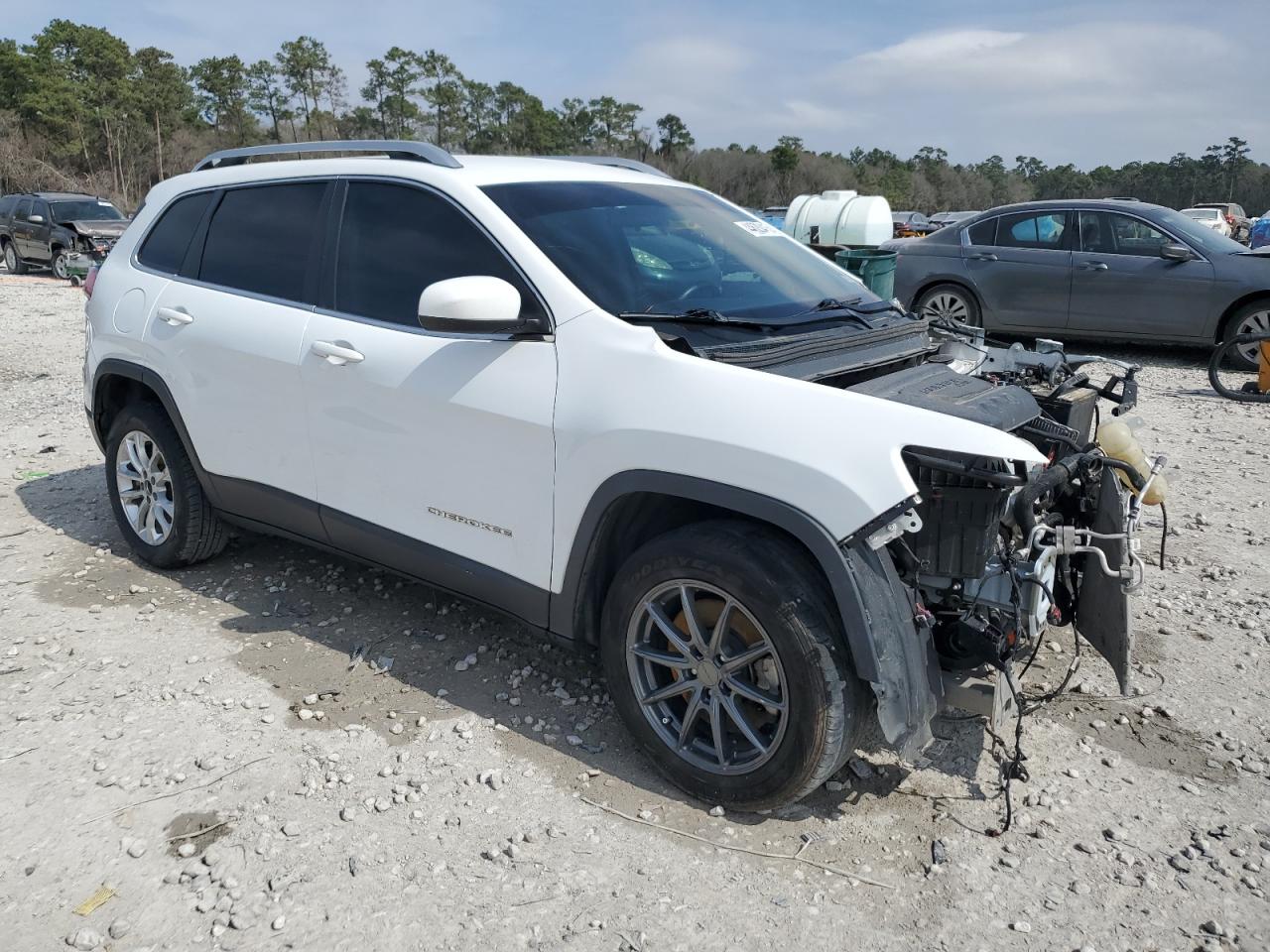 2019 Jeep Grand Cherokee VIN 1C4PJLCBXKD344585 Copart auction photo, front end damage thumbnail 4