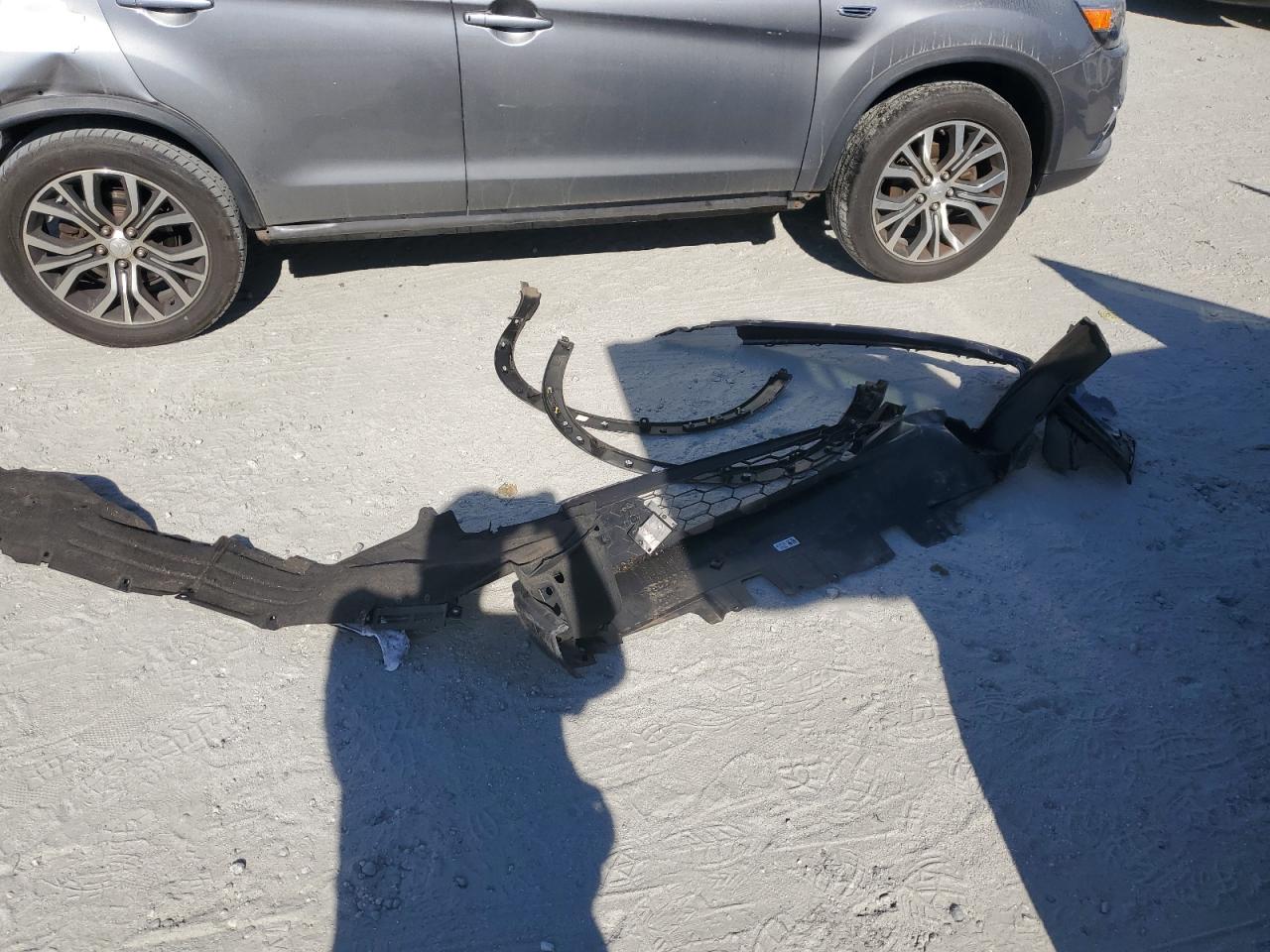 2024 Honda CR-V VIN 2HKRS3H75RH313601 Copart auction photo, front end damage thumbnail 14