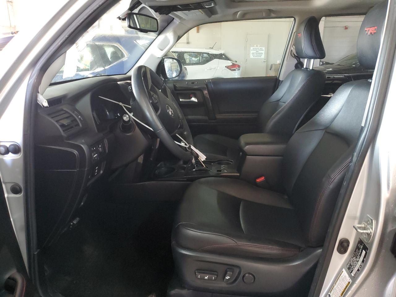 2018 Toyota 4Runner VIN JTEBU5JR1J5507982 Copart auction photo, rear end / side damage thumbnail 7