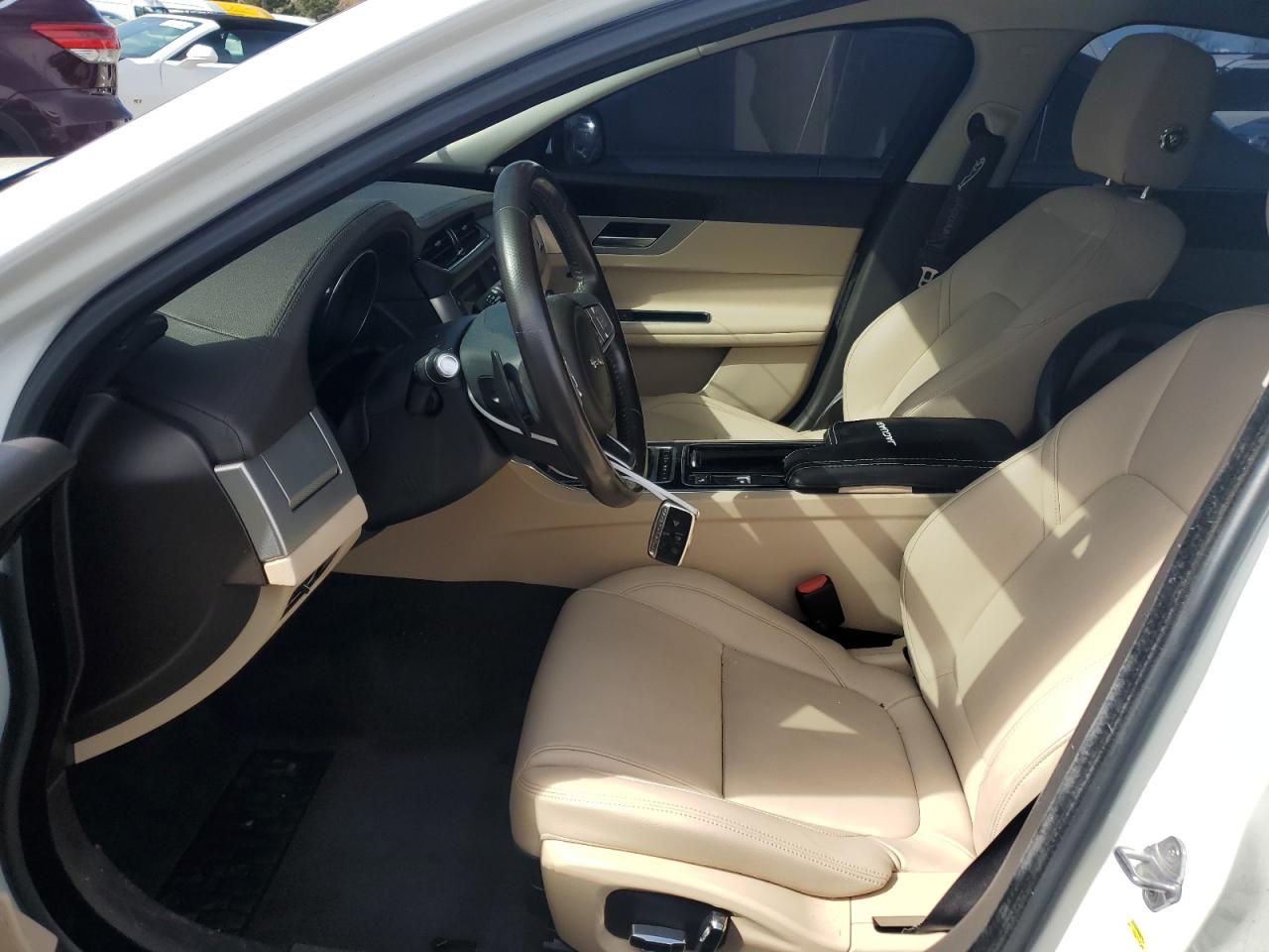 2017 Jaguar XF VIN SAJBJ4BN2HCY33798 Copart auction photo, front end damage thumbnail 7