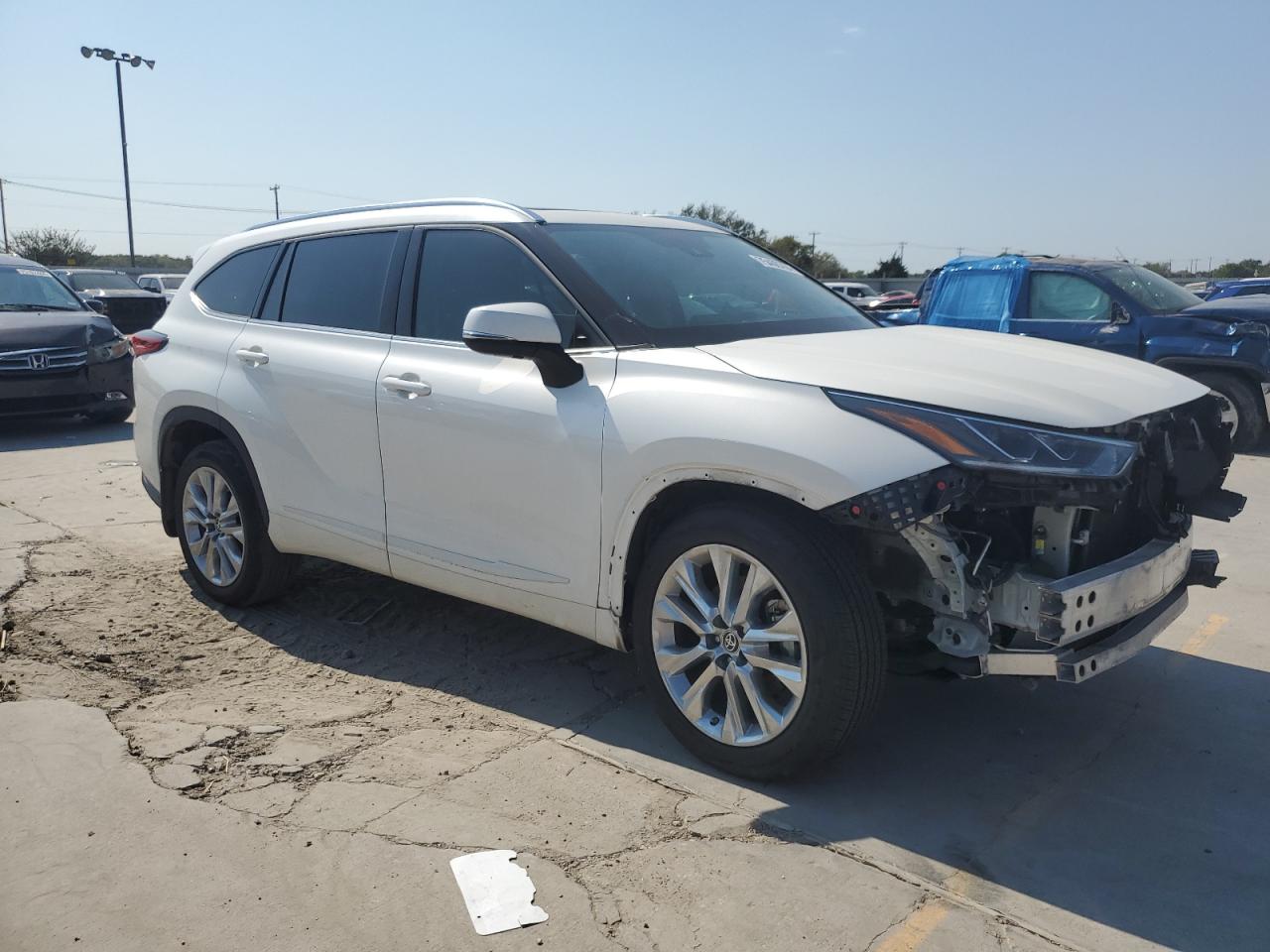 2021 Toyota Highlander VIN 5TDYZRAH9MS524204 Copart auction photo, front end damage thumbnail 4