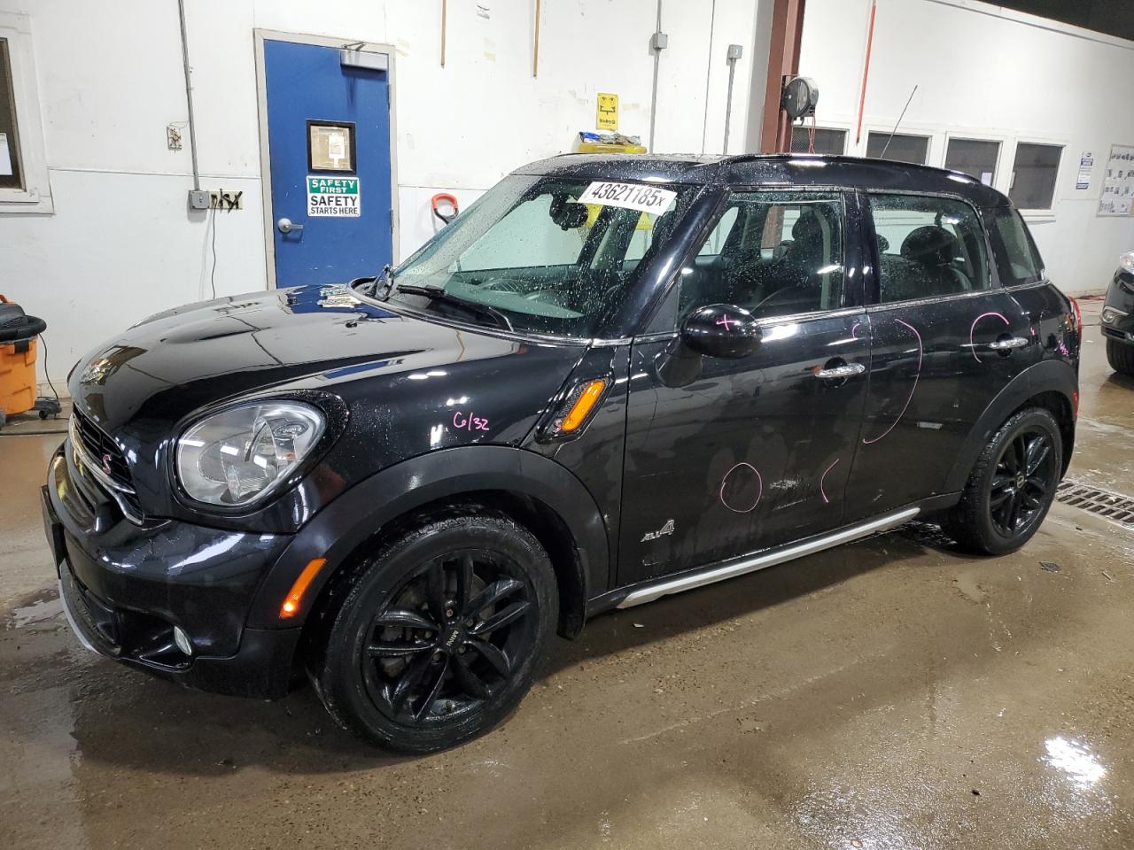 2015 MINI Cooper VIN WMWZC5C52FWP44012