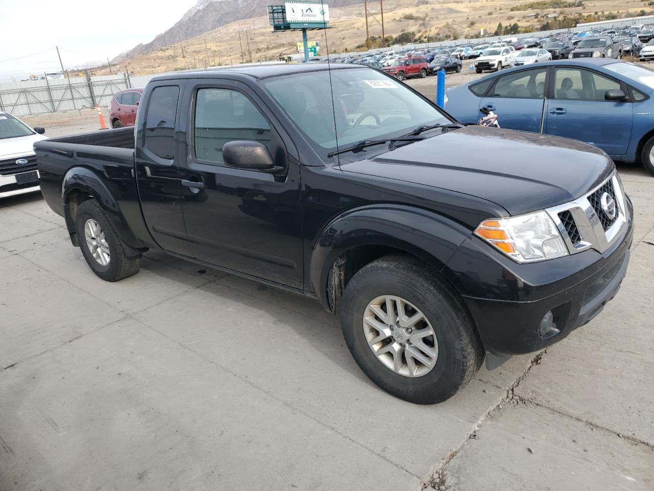 2019 Nissan Navara (Frontier) VIN 1N6DD0CU7KN733945 Copart auction photo, rear end damage thumbnail 4