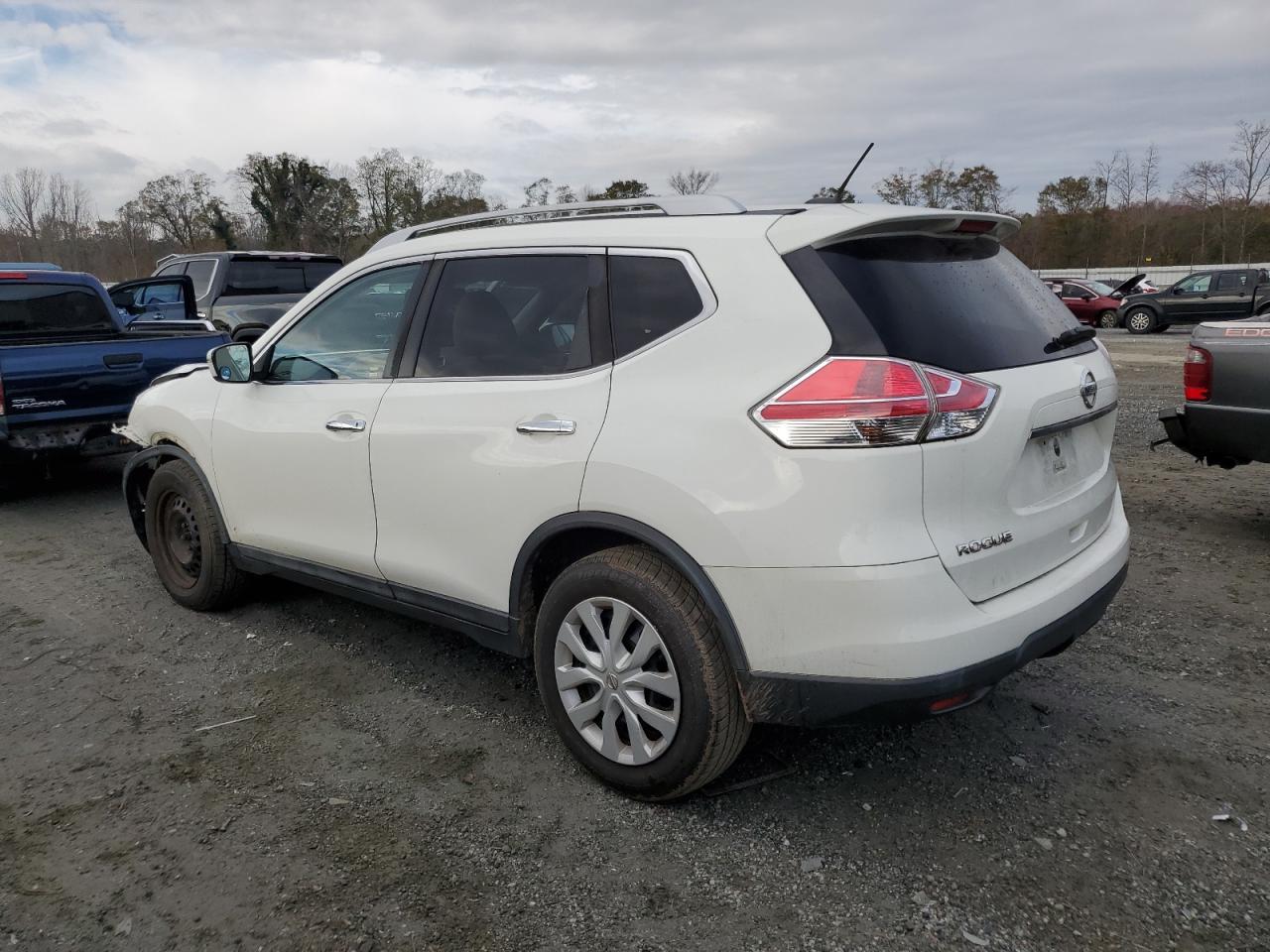 2016 Nissan Rogue VIN JN8AT2MT3GW026454 Copart auction photo, front end damage thumbnail 2