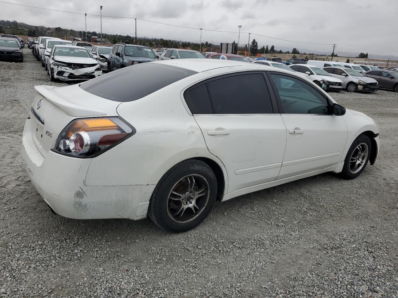 2008 Nissan Altima VIN 1N4AL21E48N531837 Copart auction photo, front end / minor dent/scratches damage thumbnail 3