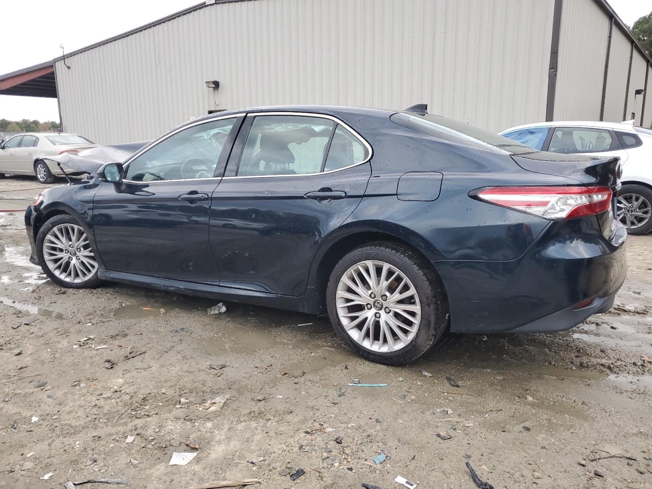 2019 Toyota Camry VIN 4T1B11HK1KU695047 Copart auction photo, front end / minor dent/scratches damage thumbnail 2
