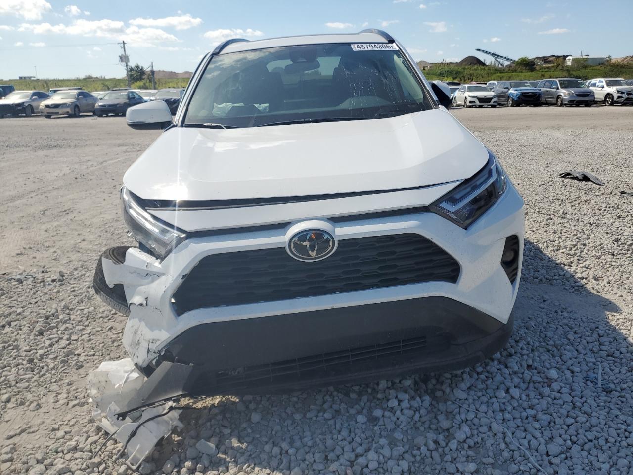 2024 Toyota RAV 4 VIN 2T3W1RFV0RW359405 Copart auction photo, front end / side damage thumbnail 5