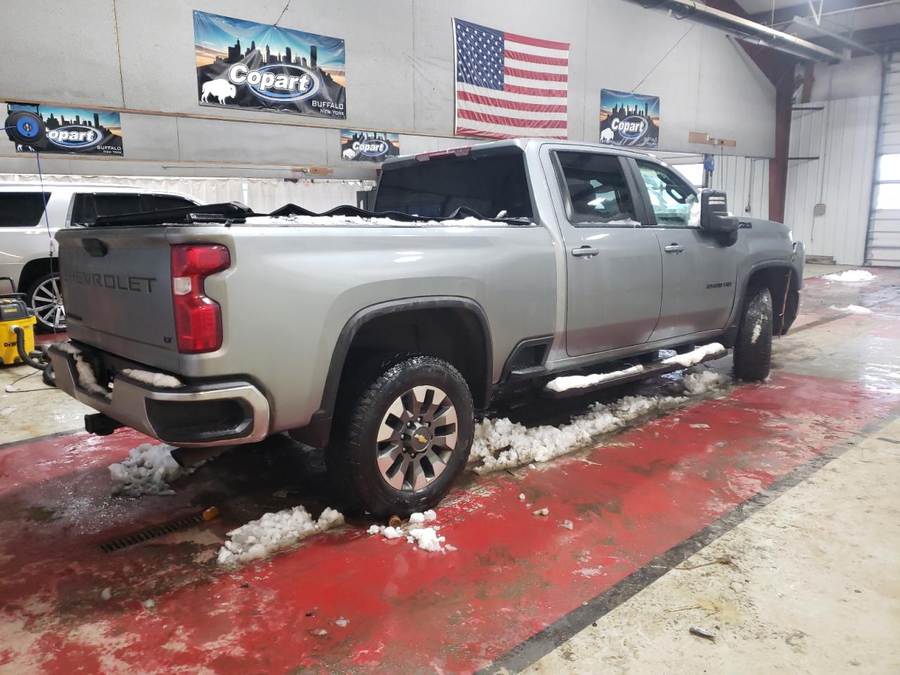 2024 Chevrolet Silverado VIN 2GC4YNE78R1104041 Copart auction photo, front end damage thumbnail 4