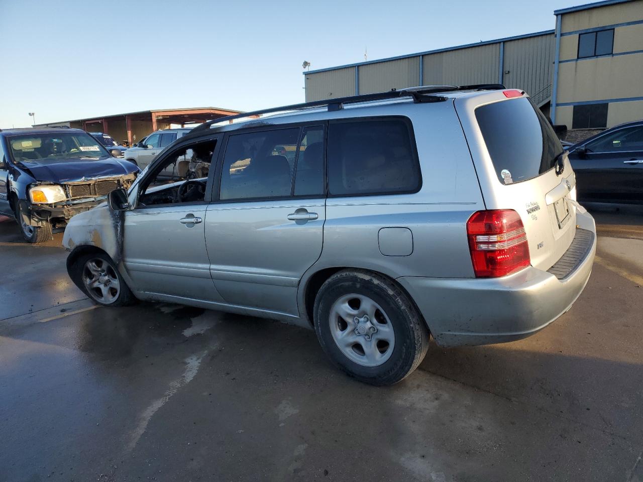2001 Toyota Highlander VIN JTEGF21A110007309 Copart auction photo, burn damage thumbnail 2