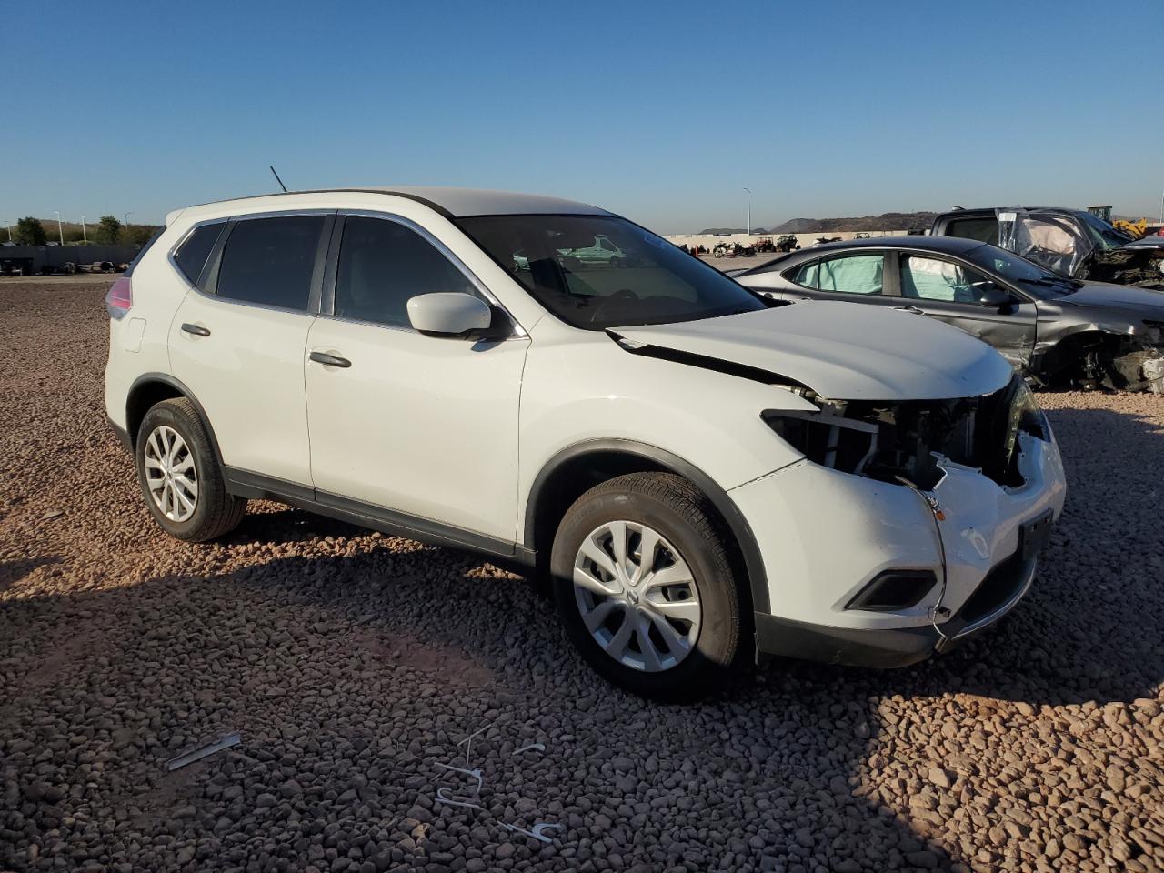 2016 Nissan Rogue VIN 5N1AT2MV6GC795461 Copart auction photo, front end damage thumbnail 4