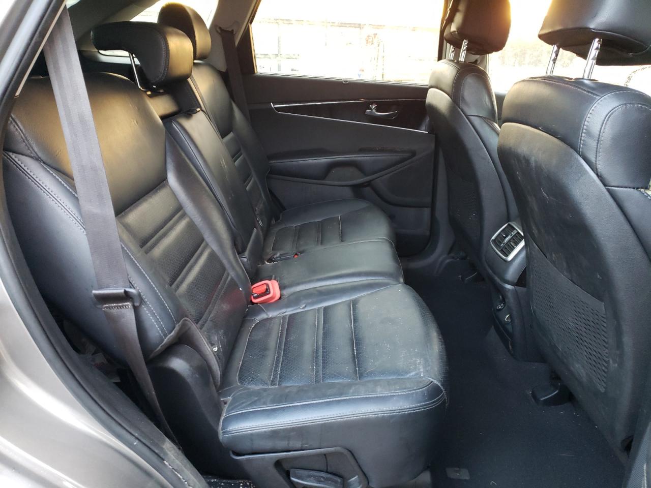 2017 KIA Sorento VIN 5XYPHDA5XHG289872 Copart auction photo, front end / undercarriage damage thumbnail 11