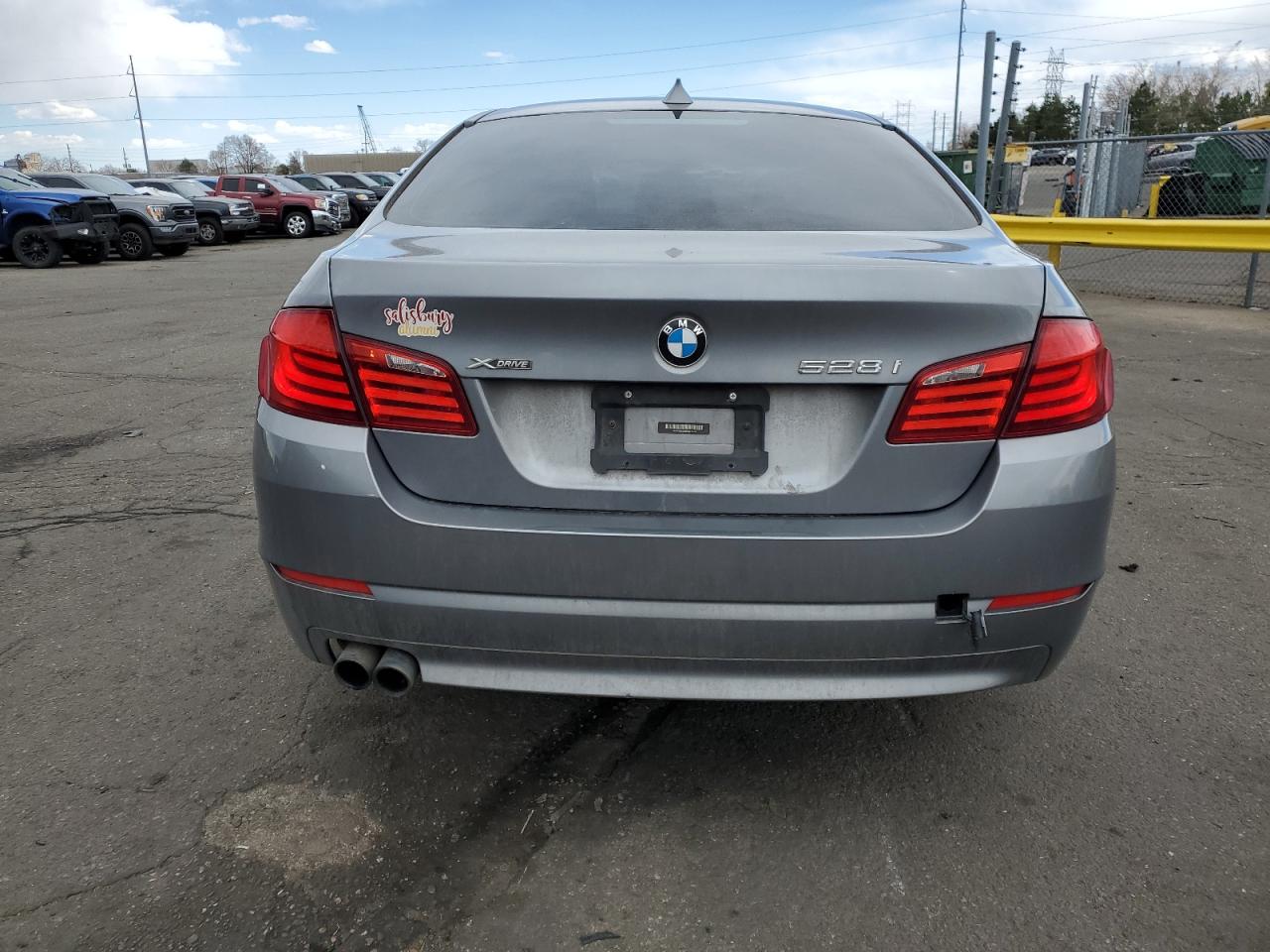 2013 BMW 5er VIN WBAXH5C53DDW15133 Copart auction photo, undercarriage damage thumbnail 6