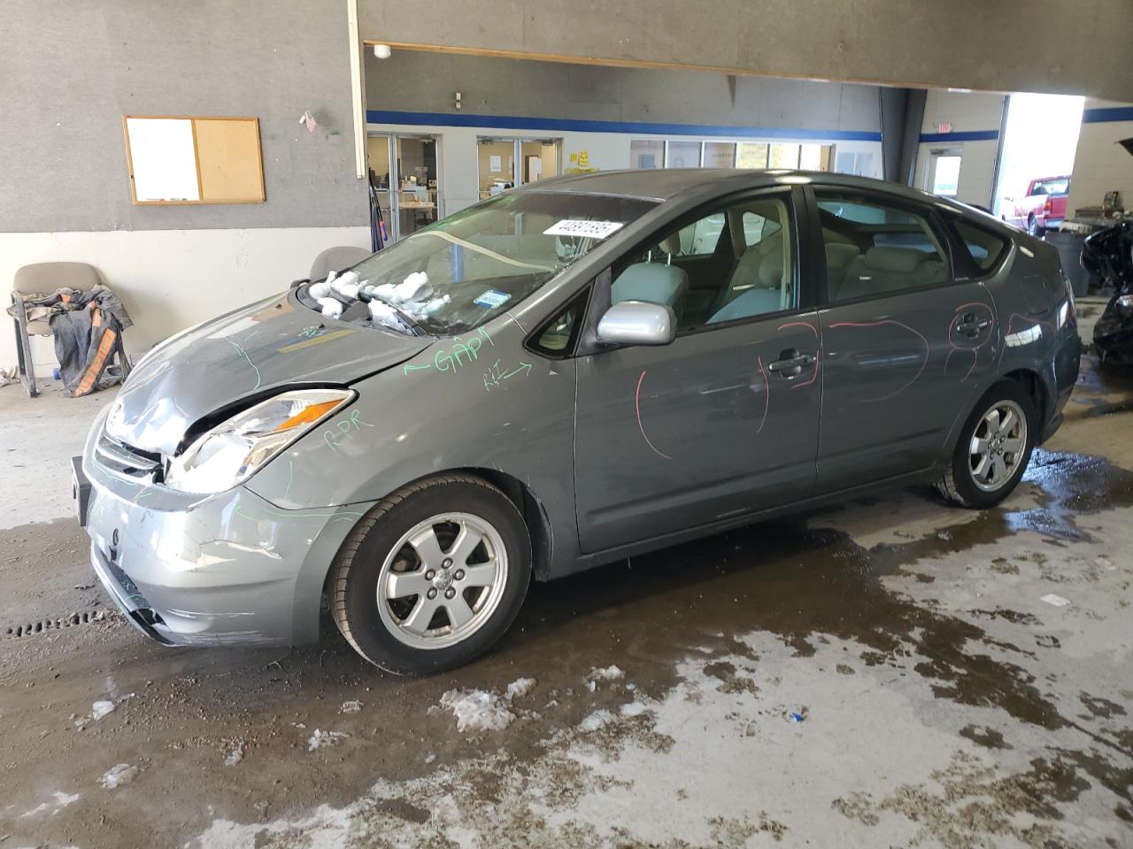 2005 Toyota Prius VIN JTDKB20U650122094