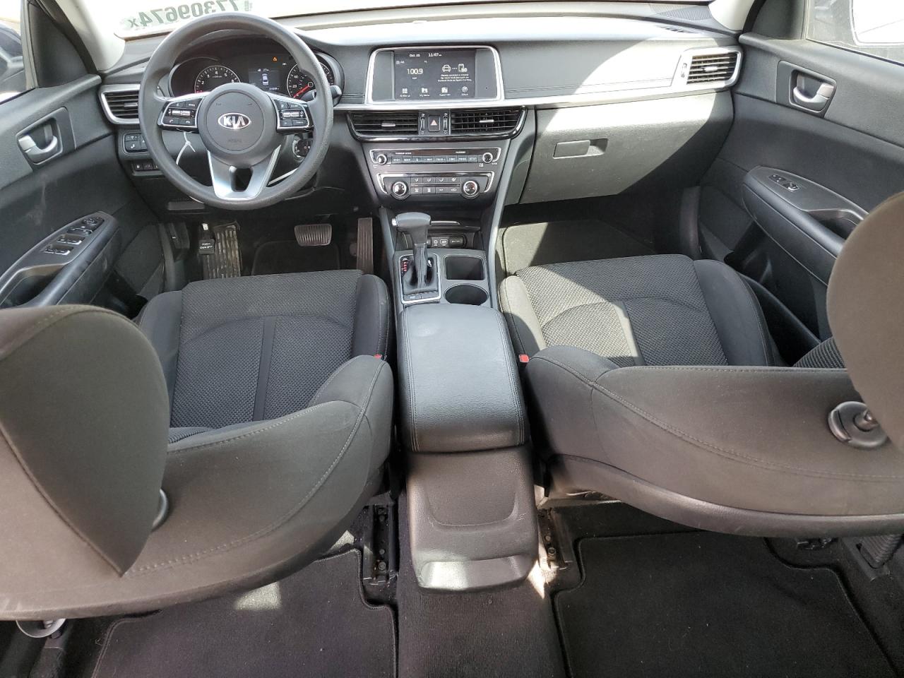2020 KIA Optima VIN 5XXGT4L39LG419938 Copart auction photo, rear end / minor dent/scratches damage thumbnail 8