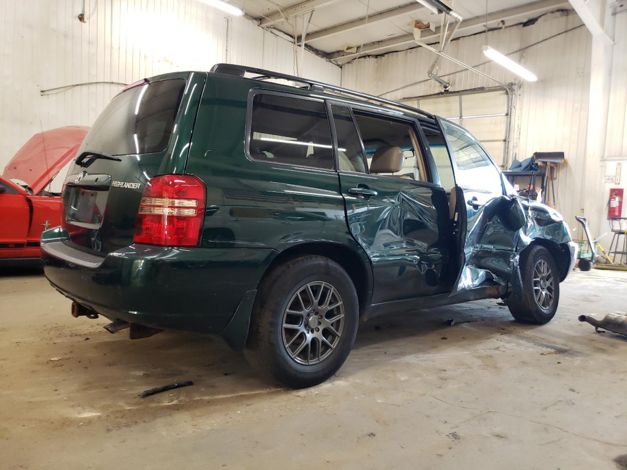 2002 Toyota Highlander VIN JTEGD21A820023515 Copart auction photo, side / front end damage thumbnail 3