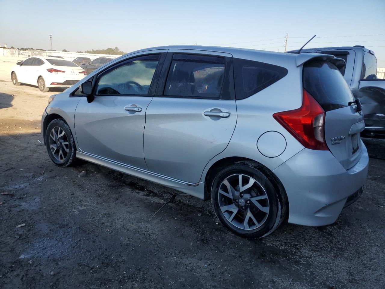 2015 Nissan Versa VIN 3N1CE2CP6FL397036 Copart auction photo, front end damage thumbnail 2