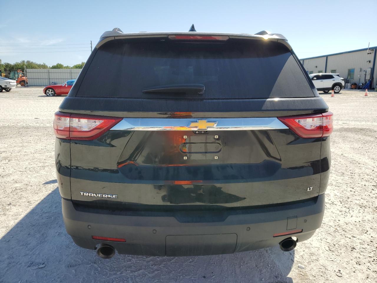 2020 Chevrolet Traverse VIN 1GNERHKWXLJ166754 Copart auction photo, minor dent/scratches damage thumbnail 6
