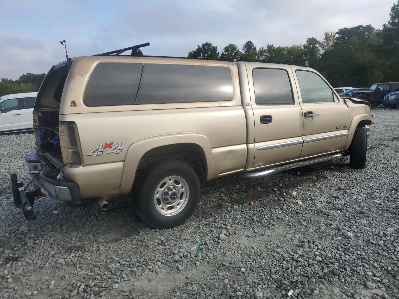 2004 GMC Sierra VIN 1GTGK23U54F191730 Copart auction photo, all over damage thumbnail 3