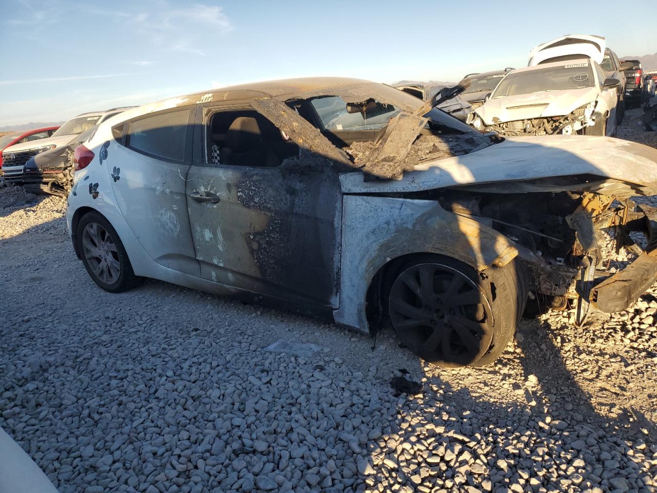2016 Hyundai Veloster VIN KMHTC6AD8GU248990 Copart auction photo, burn - engine damage thumbnail 4