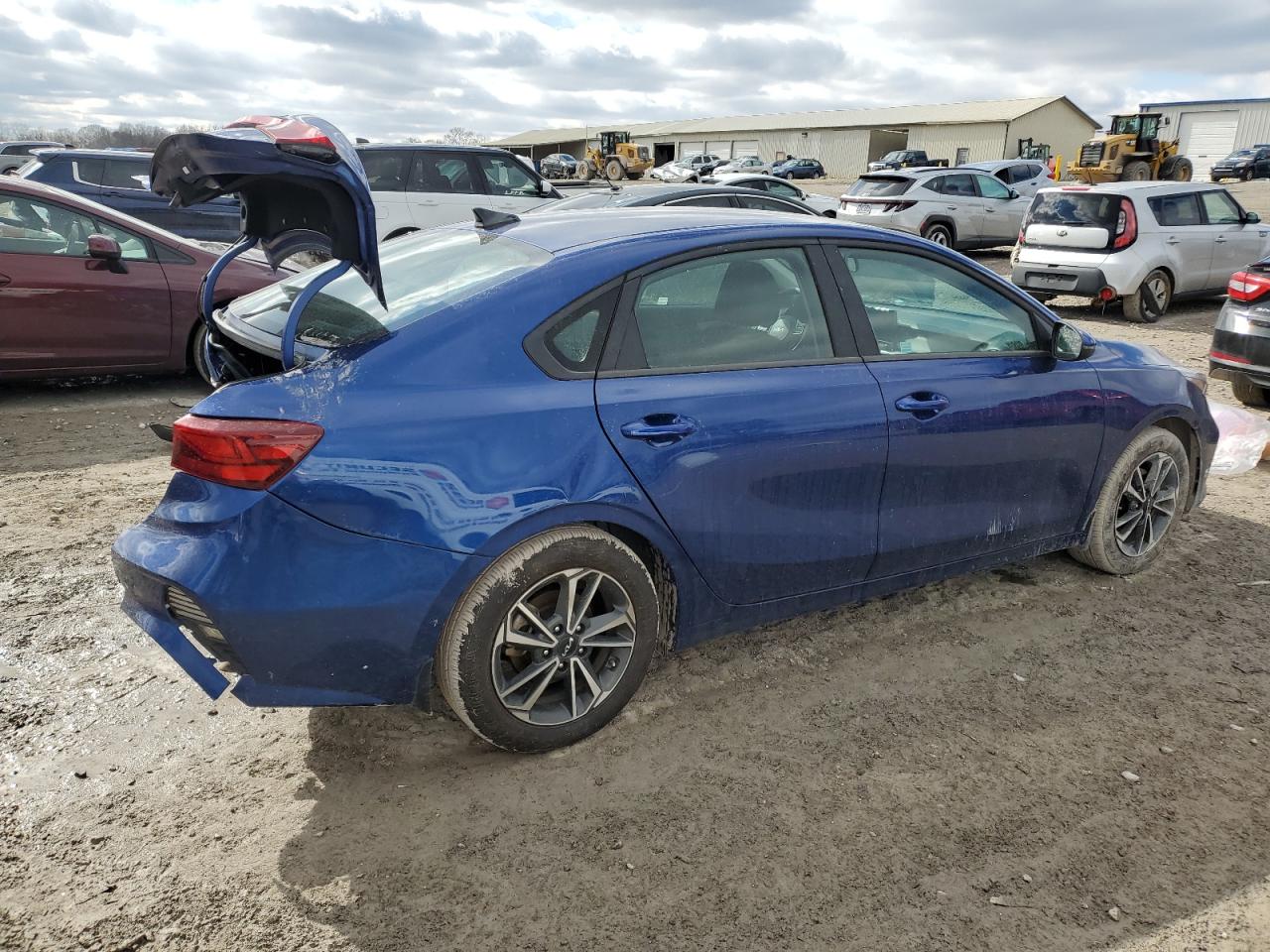 2022 KIA Forte VIN 3KPF24AD5NE418792 Copart auction photo, rear end damage thumbnail 3