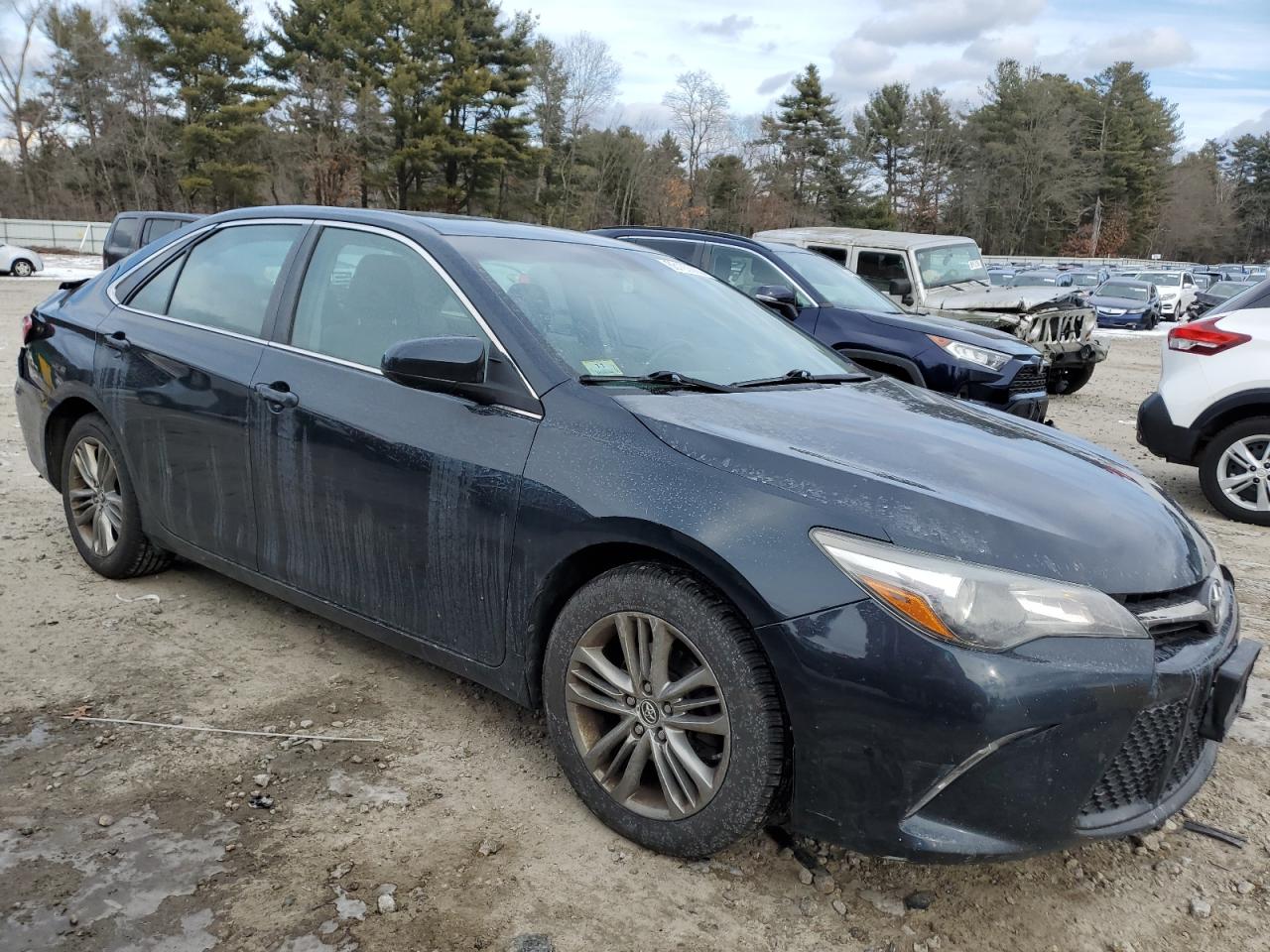 2015 Toyota Camry VIN 4T1BF1FKXFU041867 Copart auction photo, rear end damage thumbnail 4