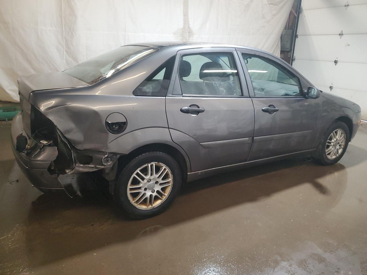 2007 Ford Focus VIN 1FAFP34N27W291837 Copart auction photo, rear end damage thumbnail 3