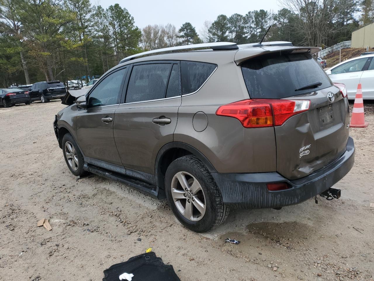 2015 Toyota RAV 4 VIN 2T3WFREV4FW180721 Copart auction photo, front end damage thumbnail 2