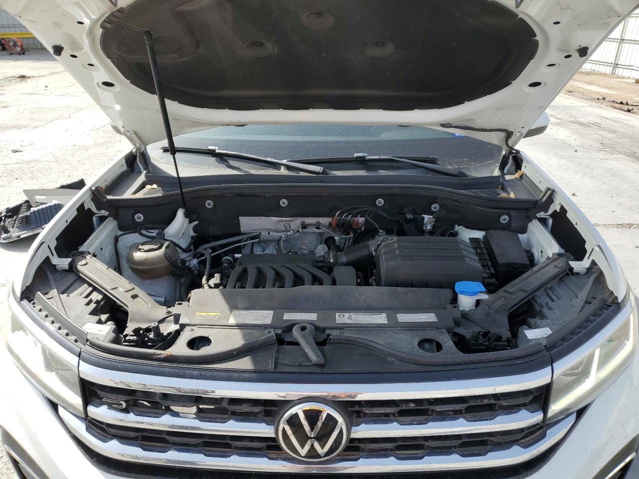 2020 Volkswagen Atlas VIN 1V2RE2CA1LC214599 Copart auction photo, undercarriage damage thumbnail 11