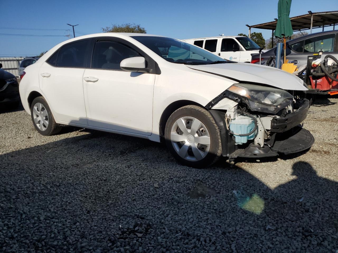 2016 Toyota Corolla VIN 5YFBURHE2GP378418 Copart auction photo, front end damage thumbnail 4