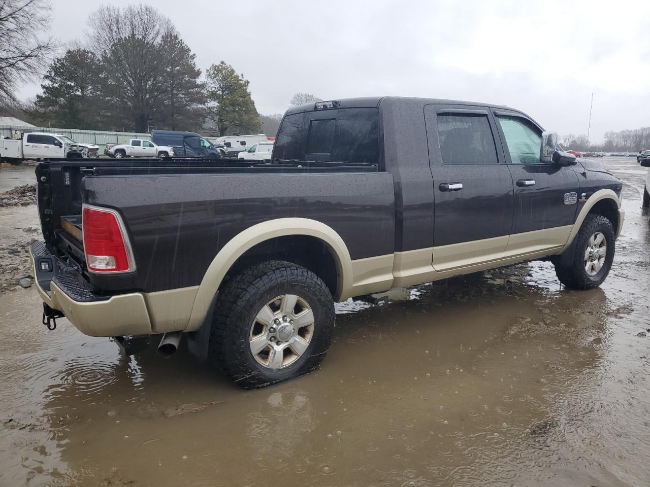 2016 RAM 3500 VIN 3C63R3NL2GG304886 Copart auction photo, minor dent/scratches damage thumbnail 3