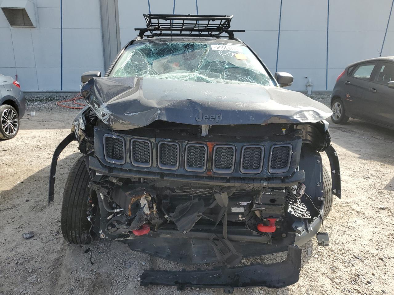 2020 Jeep Compass VIN 3C4NJDDB3LT112918 Copart auction photo, front end damage thumbnail 5