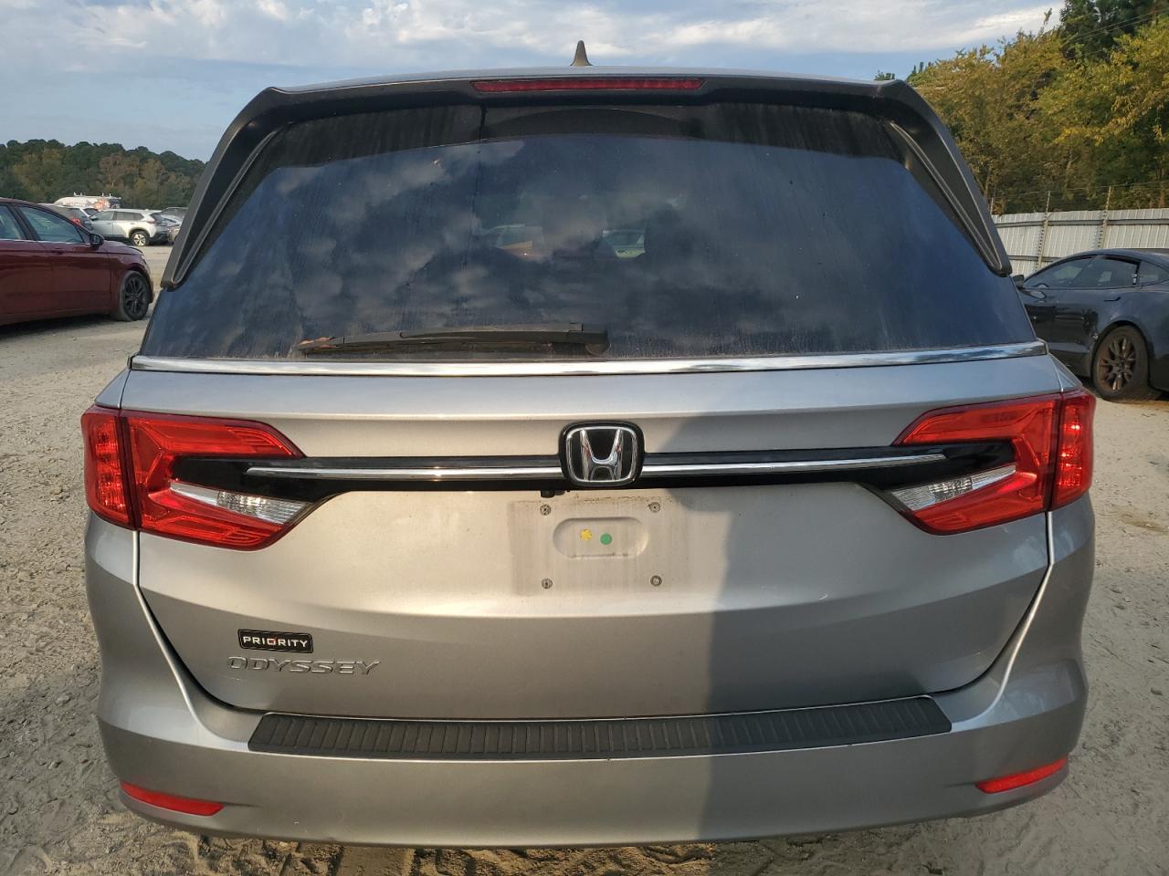 2021 Honda Odyssey VIN 5FNRL6H77MB016450 Copart auction photo, side damage thumbnail 6